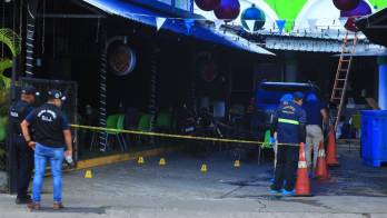 Se mantienen operativos por parte de la Policía Nacional para capturar al asesino