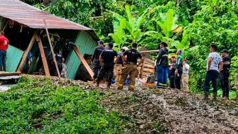 Mientras varios de sus familiares lograron salir tras el deslizamiento de tierras, Yarelis no pudo escapar y terminó sepultadas entre lodo y escombros