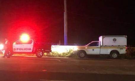 Bala y cuchillo deja un muerto y dos heridos en Río Hato