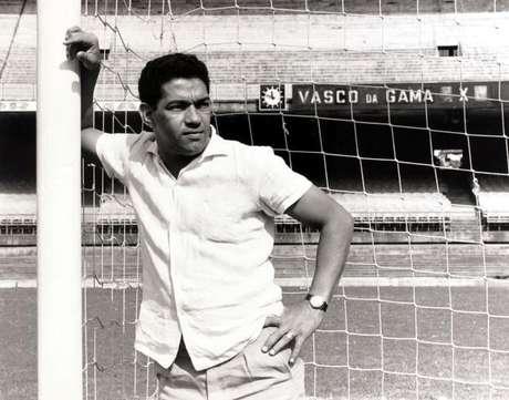 Desaparece el cuerpo de Garrincha del cementerio donde estaba enterrado