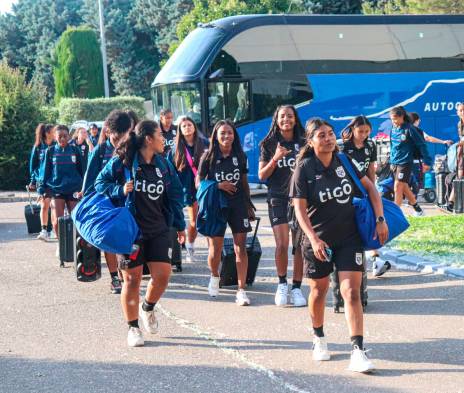 Las chicas se instalan para la Sud Ladies Cup