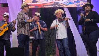 La trovadora Jazmín Muñoz y el músico José Augusto Broce llevan el folclor panameño a Trovalia 2026, celebrado en Cartagena, España.