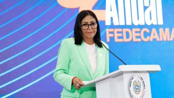 Delcy Rodríguez anunció el adelanto de la Navidad durante la instalación de la asamblea anual de Fedecámaras, transmitida por el canal estatal VTV.