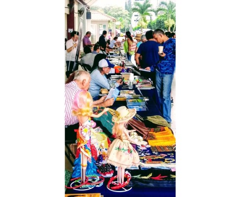 Un merecido espacio para escritoras y escritores panameños