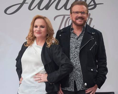 Redes Sociales/@duopimpinela