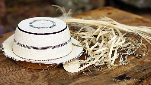 Unesco declara patrimonio inmaterial la confección del sombrero pintao panameño