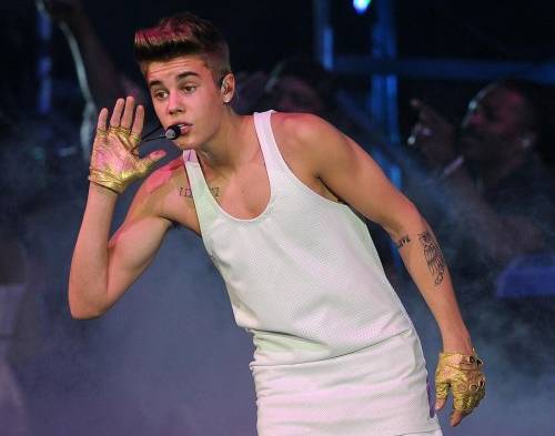 Bieber permanecerá con la ciudadanía norteamericana