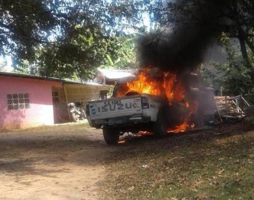 Se incendia carro del IDAAN en Los Pozos