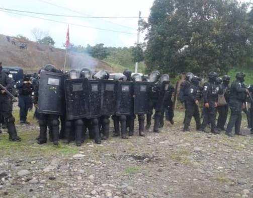 Varios heridos deja el desalojo en Barro Blanco, denuncian en la comarca