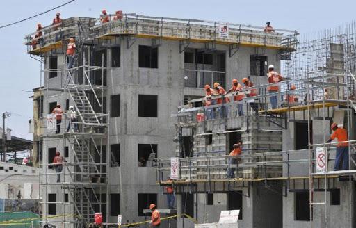 Mitradel y ​Capac analizan normas para el reinicio de la construcción 