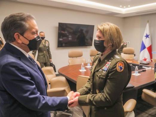 Cortizo  y la general del Comando Sur de los EE. UU. hablan de la seguridad del Canal 