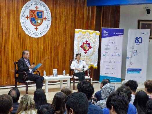 Los conversatorios se hicieron en el marco del segundo Hay Festival Fórum Ciudad de Panamá.