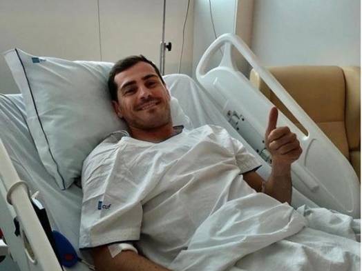 Iker Casillas cuelga las botas y pasa a los despachos