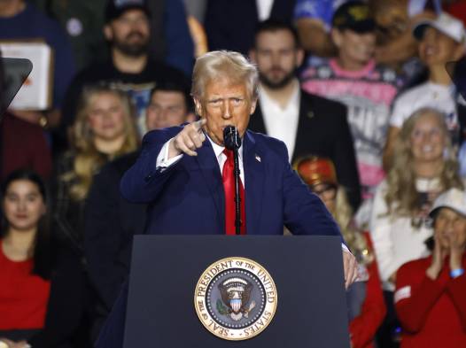 El presidente de EE.UU., Donald Trump, habla en un evento en el Circa Resort and Casino en Las Vegas, Nevada, EE. UU., 25 de enero de 2025. EFE/BIZUAYEHU TESFAYE