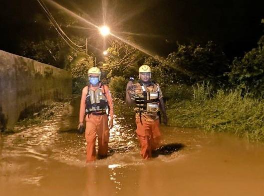 Sinaproc evacua a familias en Bocas del Toro 