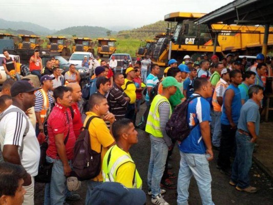 Obreros del proyecto PAC- 4 cumplen hoy 4 días de paro.