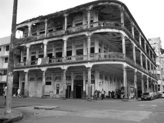 Antigua Gobernación de Colón casi lista