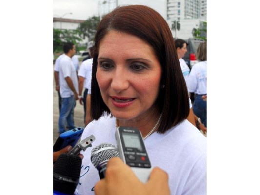 Exprimera dama de la República, Marta Linares de Martinelli.