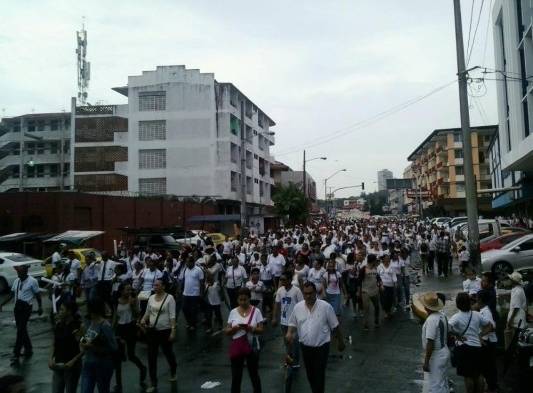 Protestan en contra del proyecto de Ley 61 sobre salud sexual 