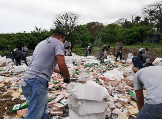 Autoridades destruyen 10.7 toneladas de drogas