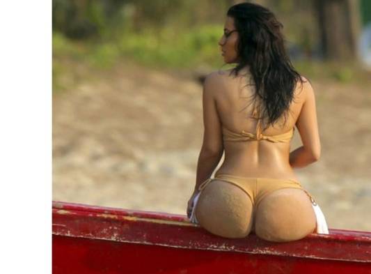 La famosa posó en un arca para un editorial.