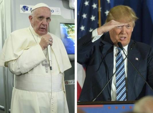 El Vaticano dijo hoy que el papa no quiso hacer un ataque personal ni una indicación del voto cuando en el vuelo de regreso desde México sostuvo que el candidato republicano Donald Trump piensa en construir muros y esto no es cristiano.