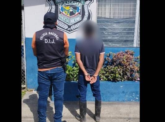 ¡Capturado!  Hombre golpea a su pareja y la hace abortar