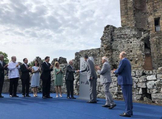 El rey Felipe VI recorre ruinas de Panamá Viejo