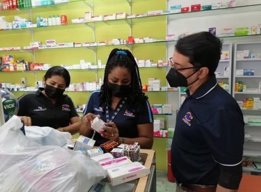 Acodeco detecta faltas en el registro de precios en farmacias