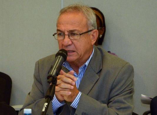 Discrepancias con diputado de Ecuador