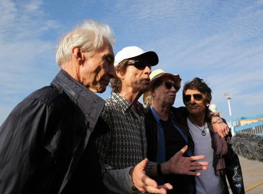 Los legendarios Rolling Stones ofrecen este viernes un concierto gratuito que promete ser el espectáculo más grande jamás visto en La Habana, la isla comunista donde el rock estuvo censurado por años.