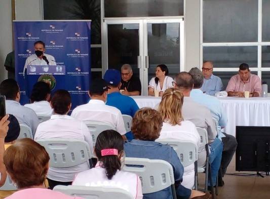 Inauguran sala de oncología en el Hospital Anita Moreno