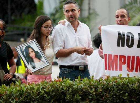 Familia exigen que Vélez pague aquí en Panamá.