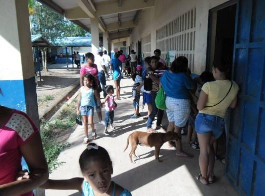 Comunidades apartadas buscan atenciones médicas