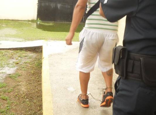 Cogen a presunto homicida en Bocas