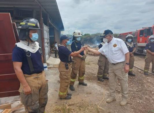 Incendio en aserradero de Coclé pone en alerta a bomberos