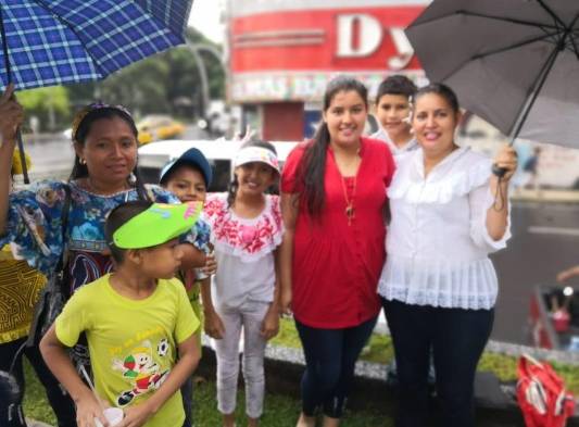 Iglesia Bautista en Panamá conmemora el mes de la Biblia