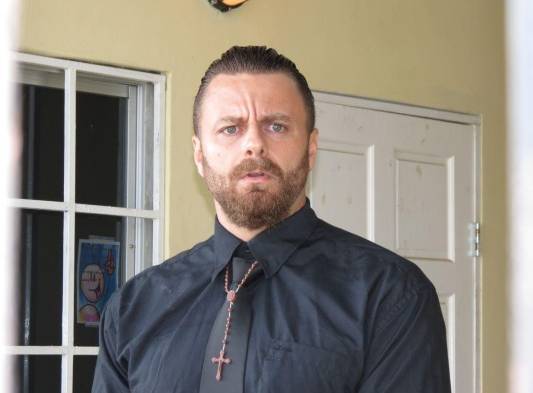 Abogada de Bill dice que se violan derechos humanos de su cliente