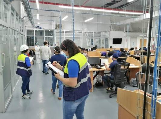 Verifican cumplimiento de las normas de salud e higiene en empresas de Panamá Este