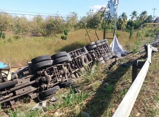 El vehículo transportaba arroz.