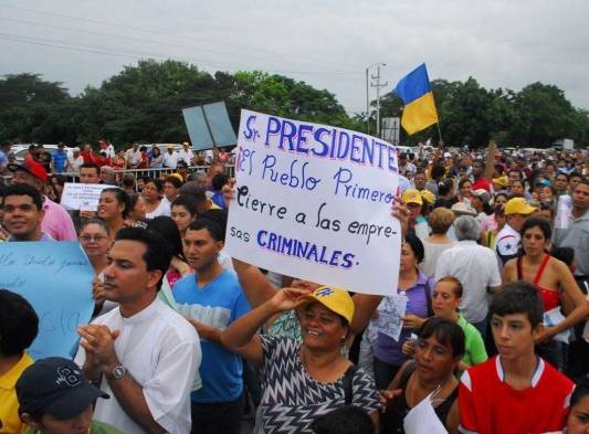 Ayer, por segundo día chitreanos y santeños protestaron por problema ambiental.