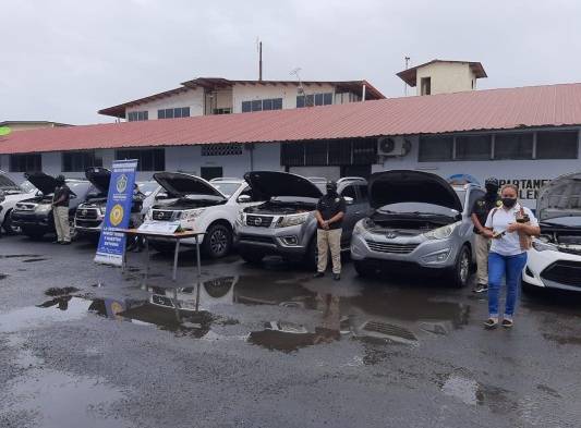 Recuperan autos robados en operativo de la Policía y el Ministerio Público