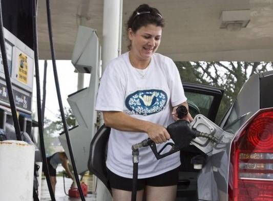 Precio del combustible aumentará mañana.