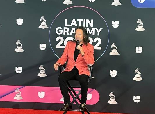 El cantautor mexicano Marco Antonio Solís fue registrado este miércoles, 16 de noviembre, durante una rueda de prensa en el marco de los Premios Grammy Latino 2022.