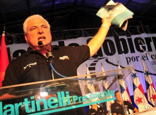 Martinelli en el cierre de campaña de José Domingo Arias, alias 'Mimito'.