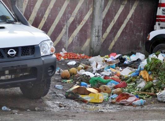 Potenciales criaderos pululan en las esquinas