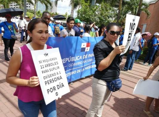 Realizan marcha por la conciencia ambiental