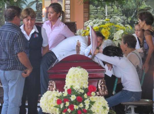 Hay tres detenidos por el crimen del periodista