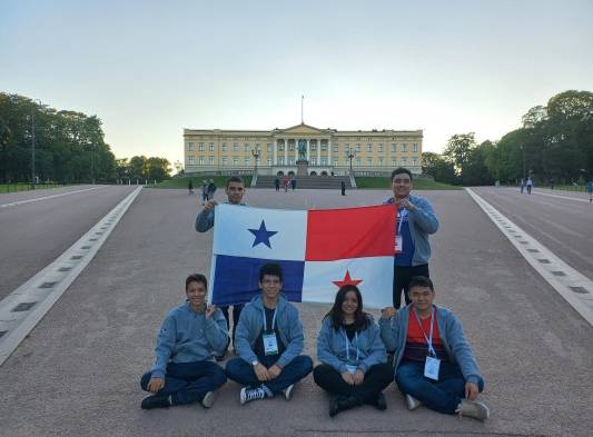 Panamá ganó tres menciones de honor en olimpiada de matemáticas