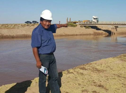 El gobernador boliviano de la región  de Oruro, Víctor Hugo Vásquez se encuentra entre las personas  heridas.